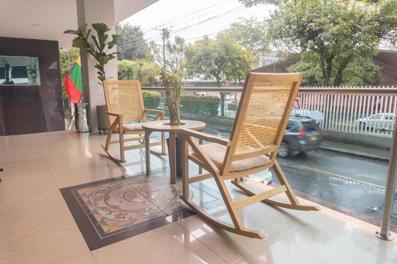 Hotel Plaza Medellin 3*