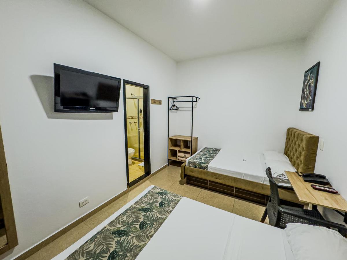 Plaza Medellin 3* Itagüí