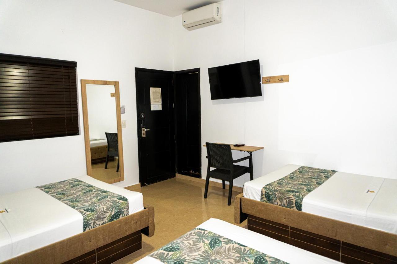 Hotel Plaza Medellin 3*