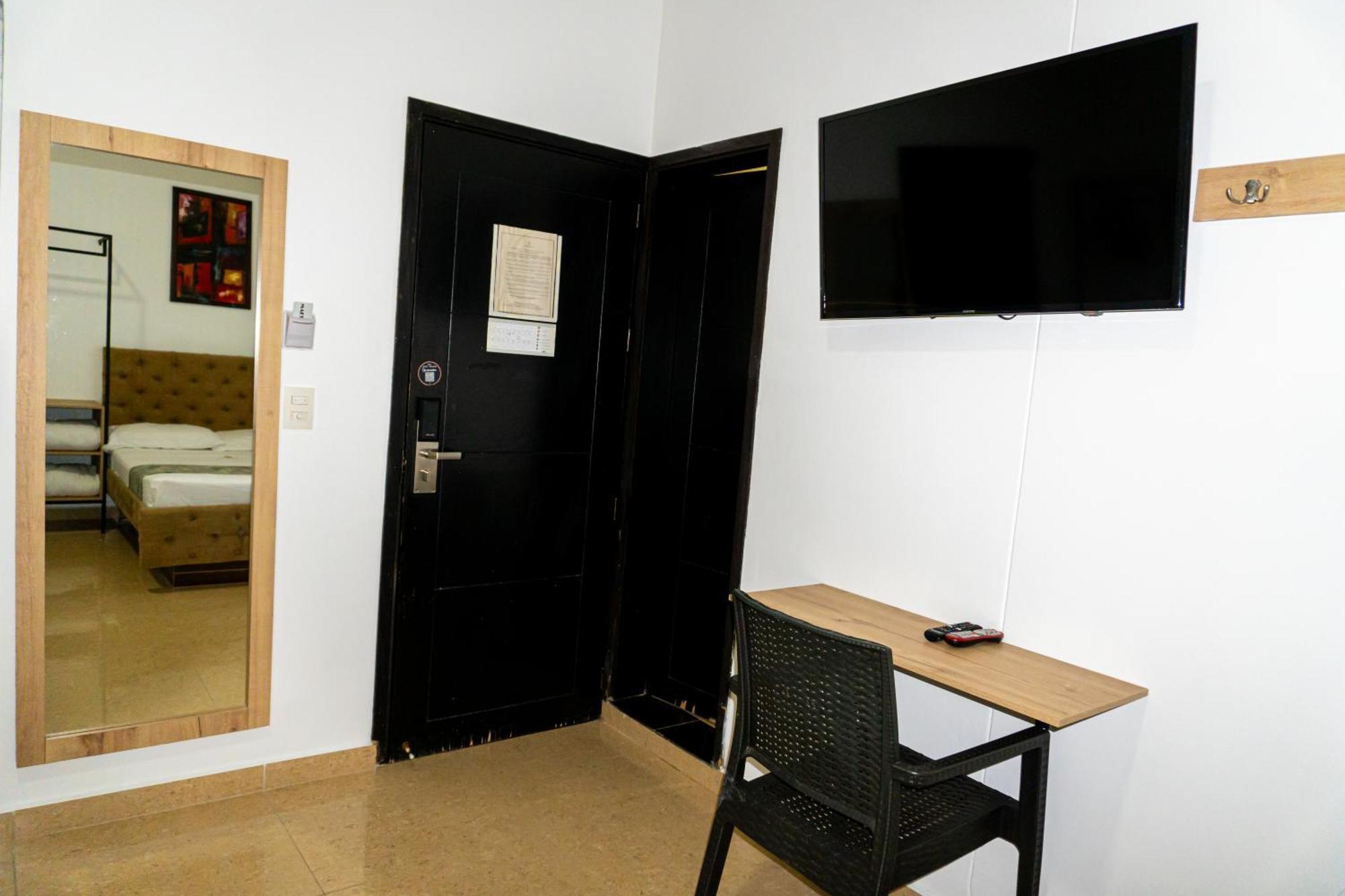 Plaza Medellin Hotel 3*