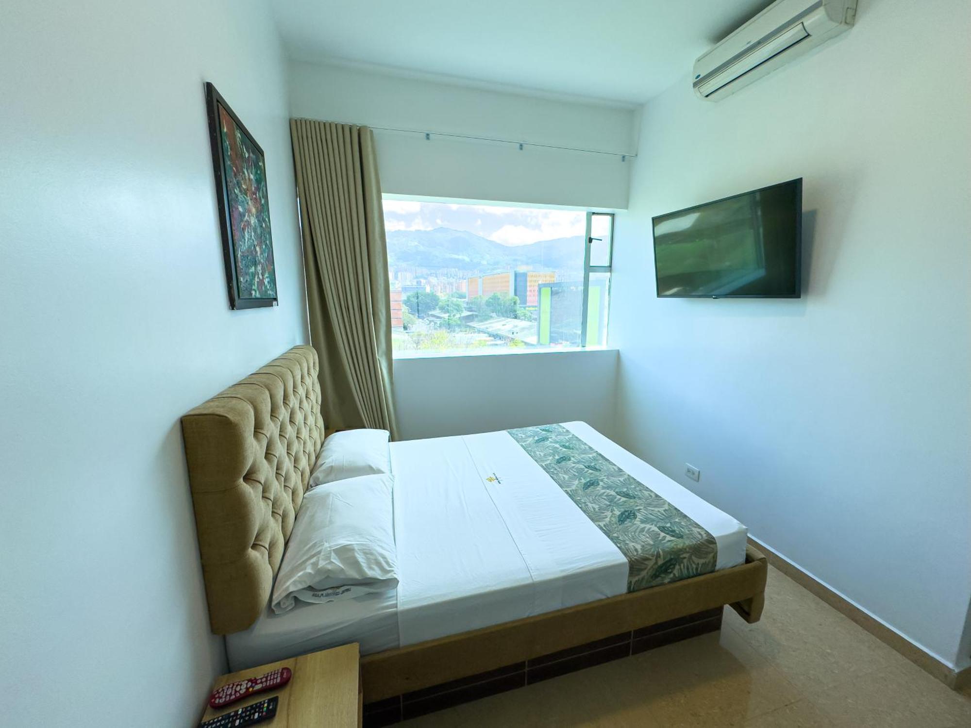 Hotel Plaza Medellin 3*